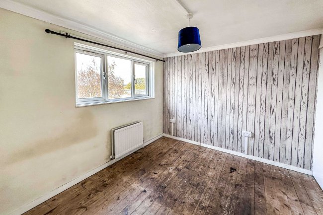 63 Acre Court, Andover, SP10 1HH 7