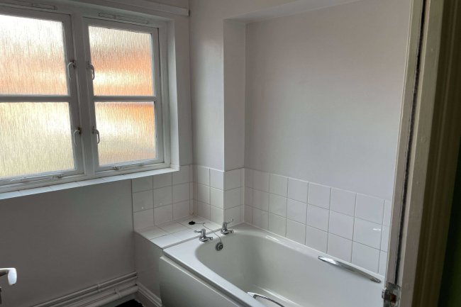 1-10 Arcade Mews, 21,23 & 25 Market Place, Newbury RG14 5AA 10