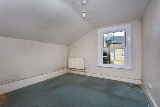 34B Aliwal Road, Battersea, London, SW11 1RD
 7