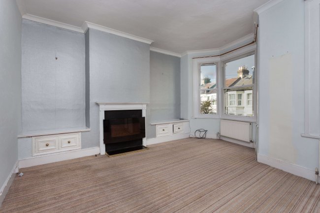 76 Camborne Road, Wandsworth, London, SW18 4BJ
 7