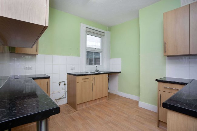 76 Camborne Road, Wandsworth, London, SW18 4BJ
 7