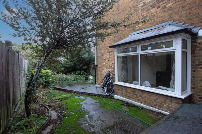 68A & 68B Henslowe Road, East Dulwich, London, SE22 0AS 5