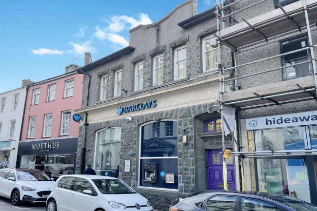 64 High Street, Pwllheli, Wales LL53 5RL
 7