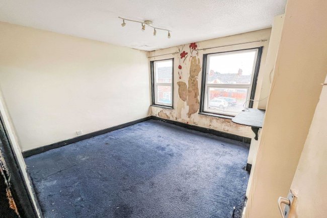 107 Winstanley Road, Wellingborough, Northamptonshire, NN8 1JQ 9