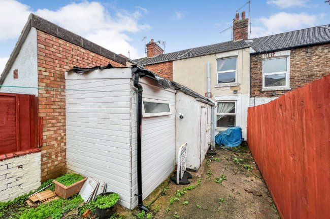 107 Winstanley Road, Wellingborough, Northamptonshire, NN8 1JQ 9