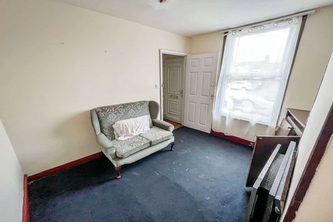 107 Winstanley Road, Wellingborough, Northamptonshire, NN8 1JQ 9