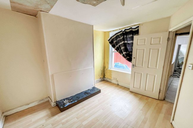 107 Winstanley Road, Wellingborough, Northamptonshire, NN8 1JQ 9