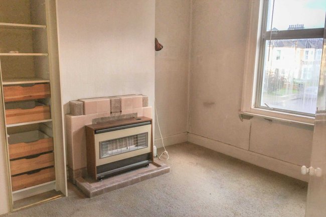 140 Fordel Road, London SE6 1XR 5