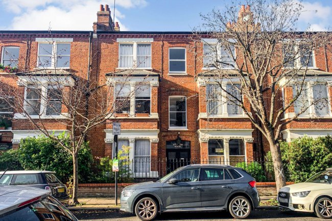 Flat 1, Holkham House, Sulgrave Road, London, W6 7QN 1