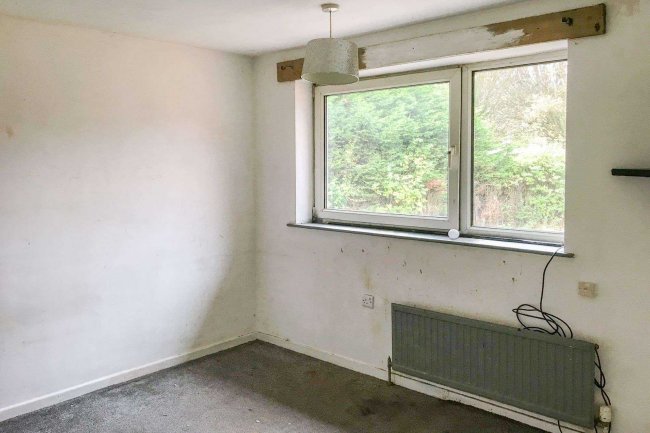 74 Wood Street, Barnsley, South Yorkshire, S70 1NA
 2