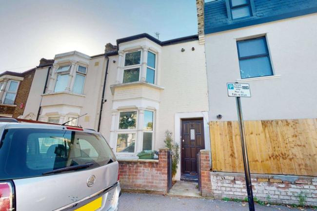 67 Lindley Road, Leyton, London E10 6QT 10