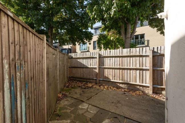 67 Lindley Road, Leyton, London E10 6QT 10