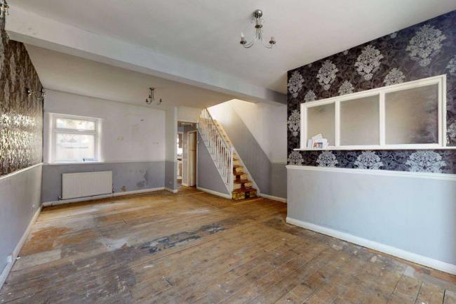 67 Lindley Road, Leyton, London E10 6QT 10