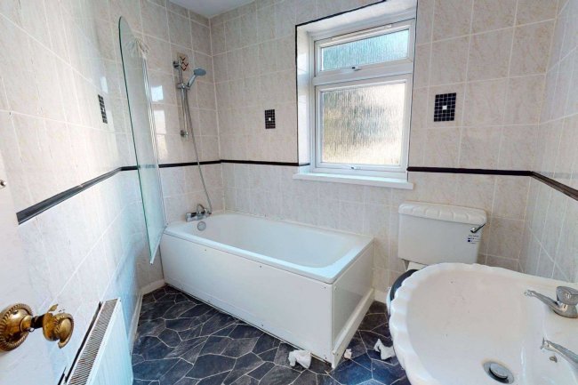 67 Lindley Road, Leyton, London E10 6QT 10