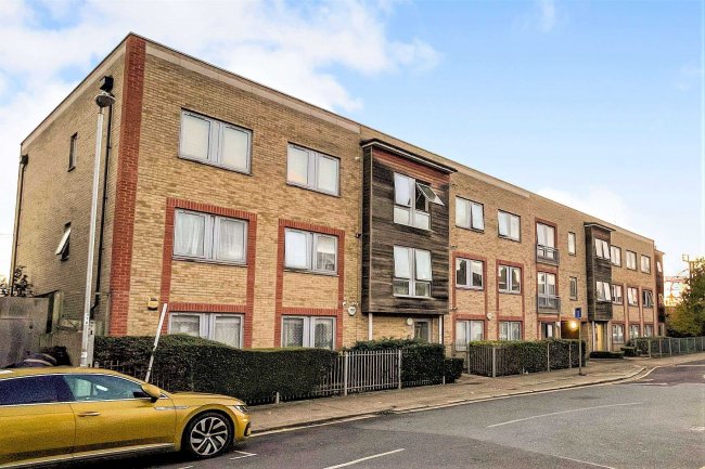 The Sienna Building, 116-118 Victoria Road, Barking, IG11 8PZ
 7