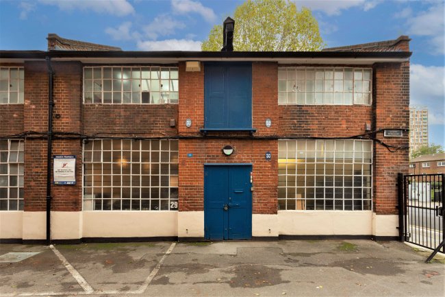 1-32 Sunbury Workshops, Swanfield Street, London, E2 7LF
 10