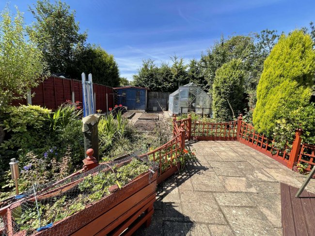 18 Derwent Road, Wolverhampton, West Midlands WV6 9ES
 3