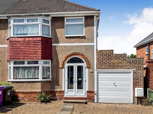 18 Derwent Road, Wolverhampton, West Midlands WV6 9ES
 3