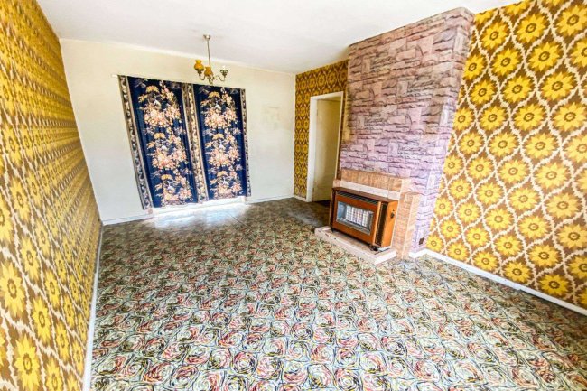 7 School Lane, Illingworth, Halifax, West Yorkshire, HX2 9SG 10