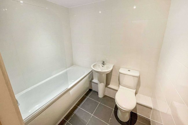 Flat 4, 10 Pollard Street, Manchester M4 7DS
 2