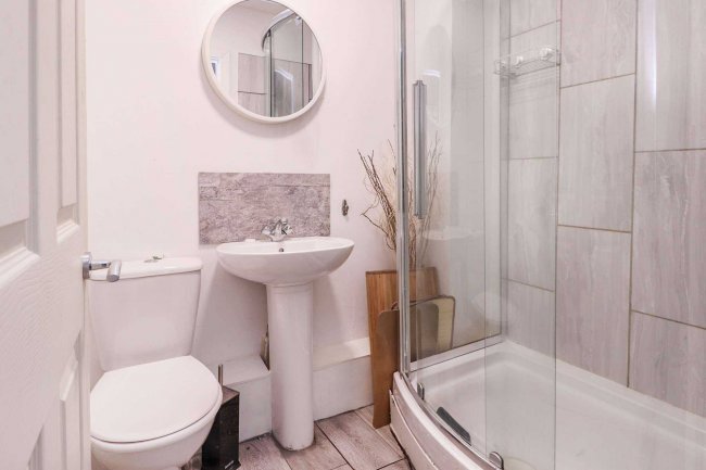 Cromford Court, Mansion House, 2 Derby Road, Matlock Bath, Derbyshire, DE4 3PY 4