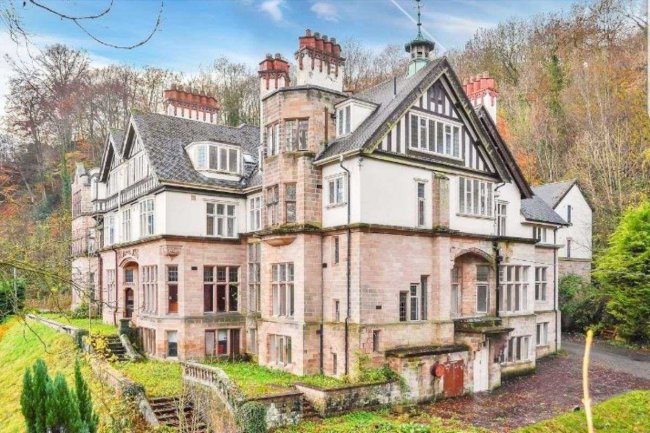 Cromford Court, Mansion House, 2 Derby Road, Matlock Bath, Derbyshire, DE4 3PY 4