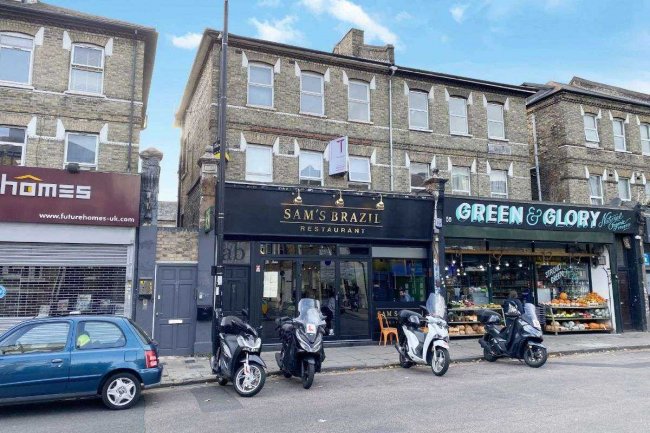 53 Stroud Green Road, Finsbury Park, N4 3EF  3