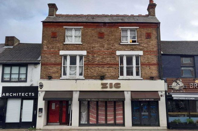 196 High Street, Barnet, Hertfordshire, EN5 5SZ 5