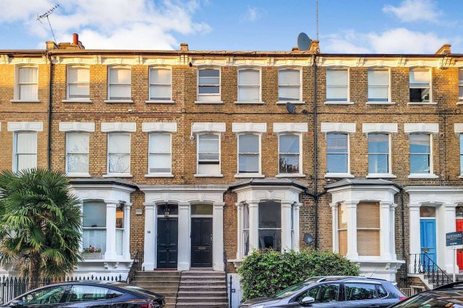 12C Minford Gardens, London W14 0AN 9