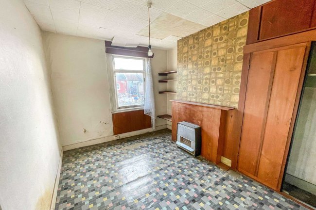 58 Friars Road, East Ham, London, E6 1LL 6