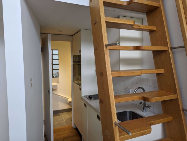 241 Dawes Road, Fulham, London SW6 7RD
 6