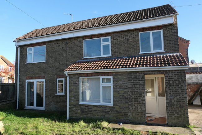 Brewster House, Brewster Lane, Wainfleet All Staints, near Skegness, Lincolnshire PE24 4LS 6