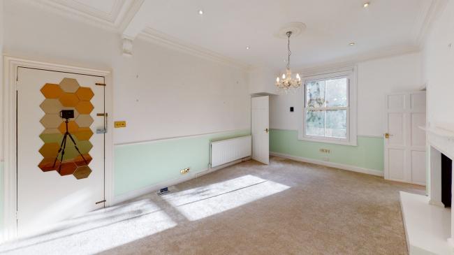 Flat 3, 44 Grovehill Road, Redhill, Surrey RH1 6DB 5