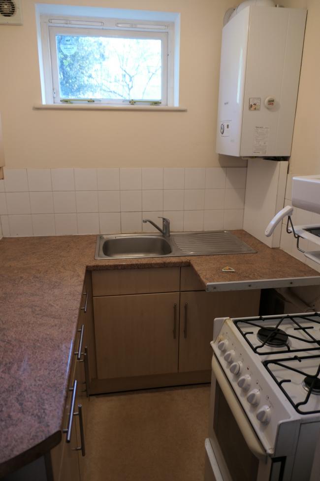 17a Wellington Gardens, Charlton, London SE7 7PJ  3