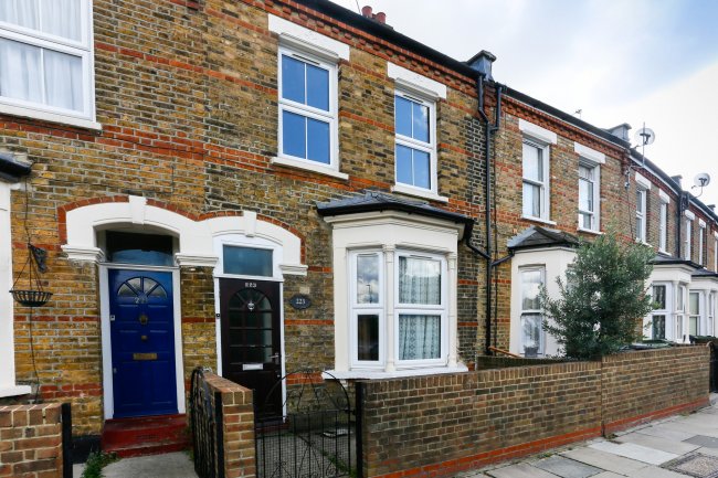 223 Milkwood Road, Herne Hill, London SE24 0JE 2