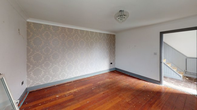 127 Halcot Avenue, Bexleyheath, Kent, DA6 7QA
 8