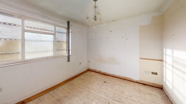 127 Halcot Avenue, Bexleyheath, Kent, DA6 7QA
 8