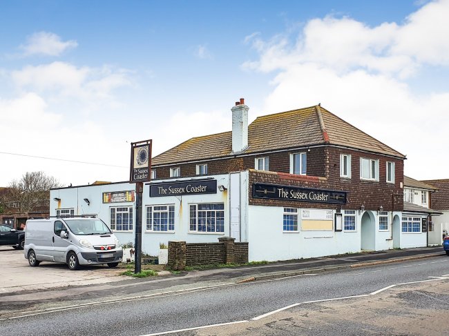 The Sussex Coaster, 82 South Coast Road, Peacehaven, East Sussex BN10 8SJ
 6