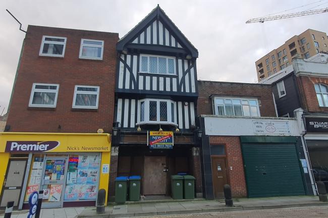76 East Street, Southampton, Hampshire SO14 3HQ
 3