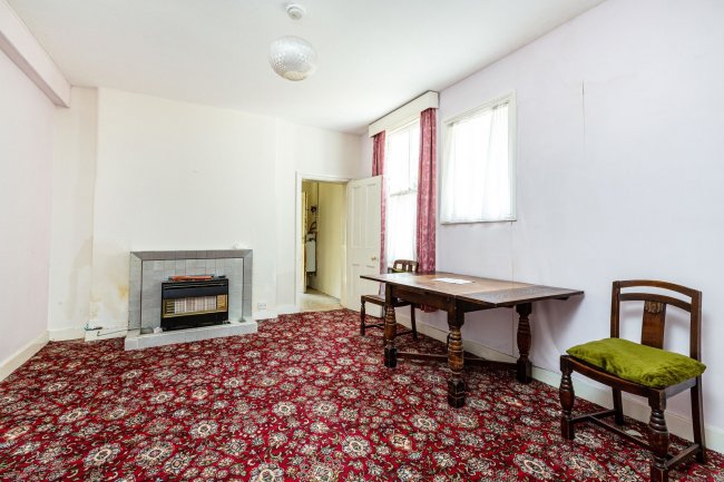 83 Brodrick Road, Wandsworth, London SW17 7DX 
 1