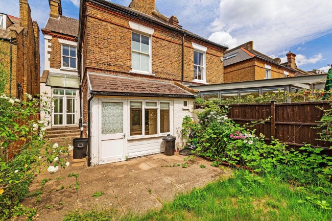 83 Brodrick Road, Wandsworth, London SW17 7DX 
 1
