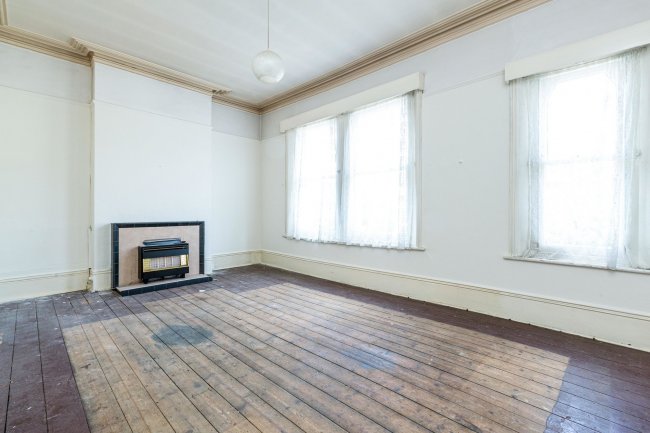 83 Brodrick Road, Wandsworth, London SW17 7DX 
 1