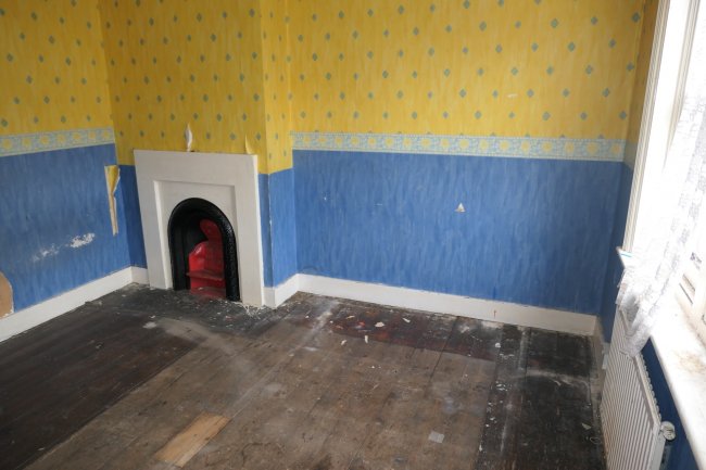 165 Bellenden Road, Peckham, London SE15 4DG
 2