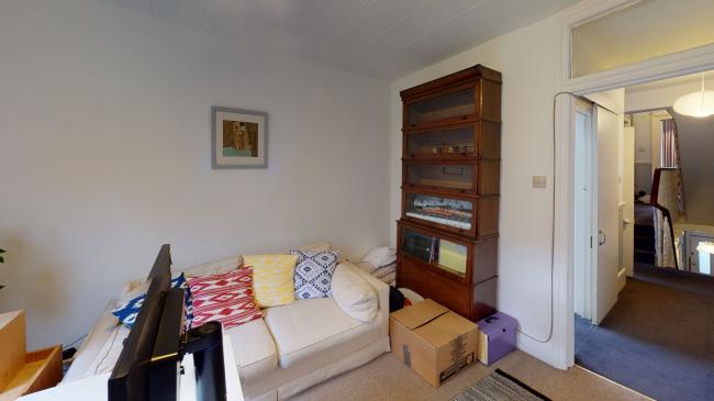 70 Gascony Avenue, West Hampstead, London, NW6 4NE
 3