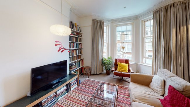 70 Gascony Avenue, West Hampstead, London, NW6 4NE
 3