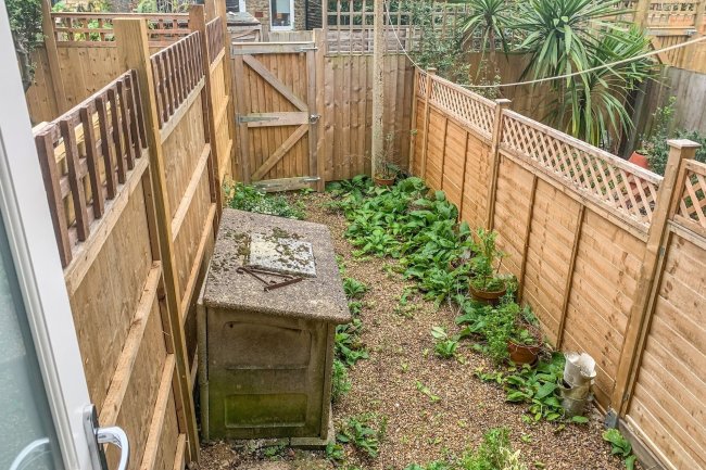 20&20a Sidney Road, Twickenham, Middlesex TW1 1JR
 3