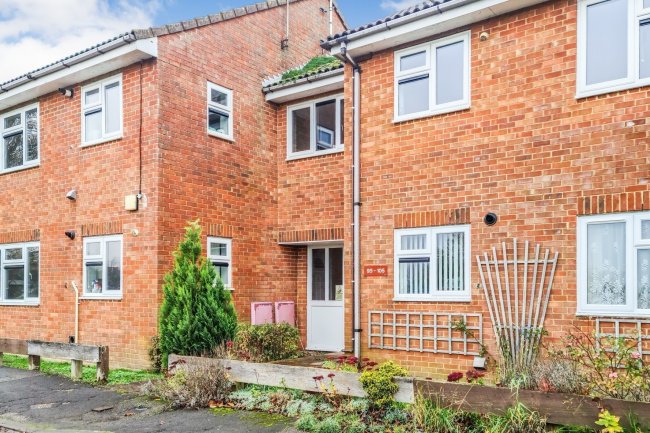 103 Frambury Lane, Newport, Essex CB11 3QU
 3