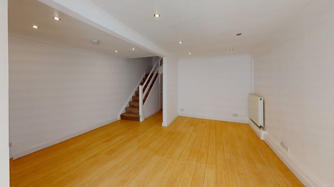 105 Kingston Hill, Kingston upon Thames, Surrey KT2 7PZ 2