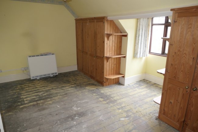 3A Orchard Leigh Villas, Two Dells Lane, Orchard Leigh nr Chesham, HP5 3RD
 7