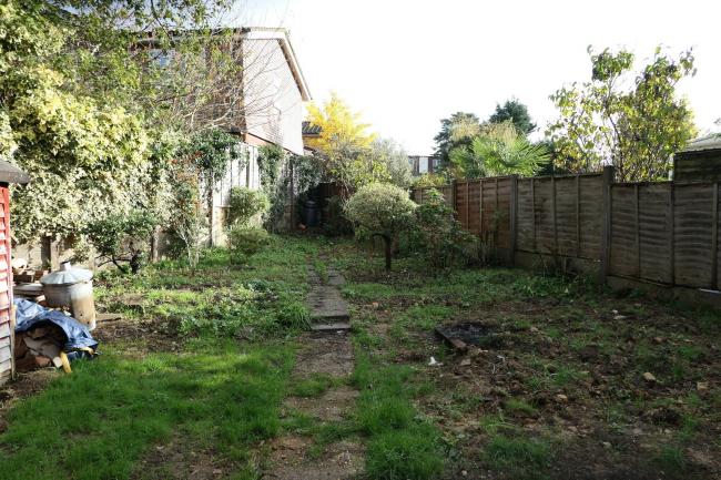 Land adjacent to 58 The Round Way, Claygate, Surrey KT10 0DW
 4